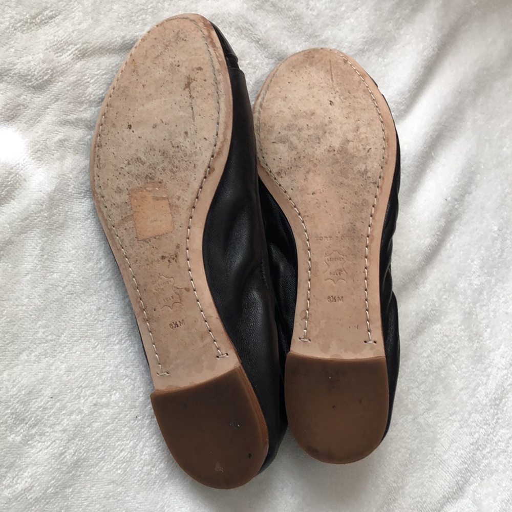 Tory Burch Black Leather Flats with Gold Logo Medallions - Picture 7 of 8